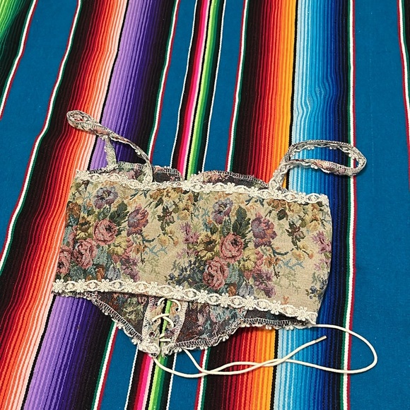 NWOT Vintage inspired Cropped Corset - Picture 2 of 3